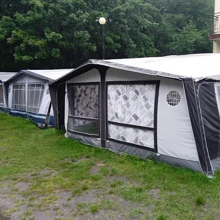 Letniskowe Przyczepy Kempingowe Zacisze Campingplads