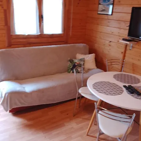 Campingplads Letniskowe Przyczepy Kempingowe Zacisze *