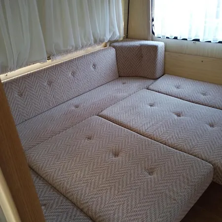 Letniskowe Przyczepy Kempingowe Zacisze Campingplads *