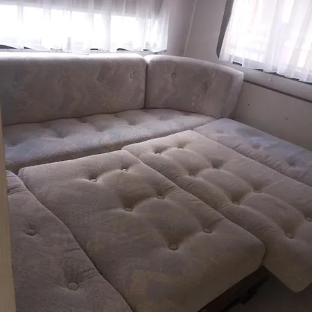 キャンプ場 Letniskowe Przyczepy Kempingowe Zacisze