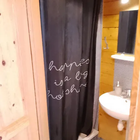 Letniskowe Przyczepy Kempingowe Zacisze Kemping *
