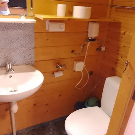 Kemping Letniskowe Przyczepy Kempingowe Zacisze *