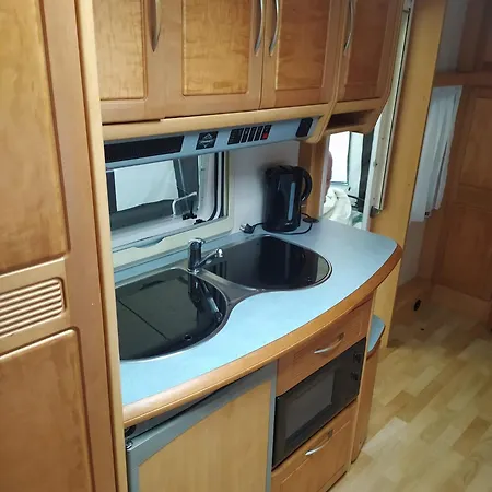 Letniskowe Przyczepy Kempingowe Zacisze Campingplads